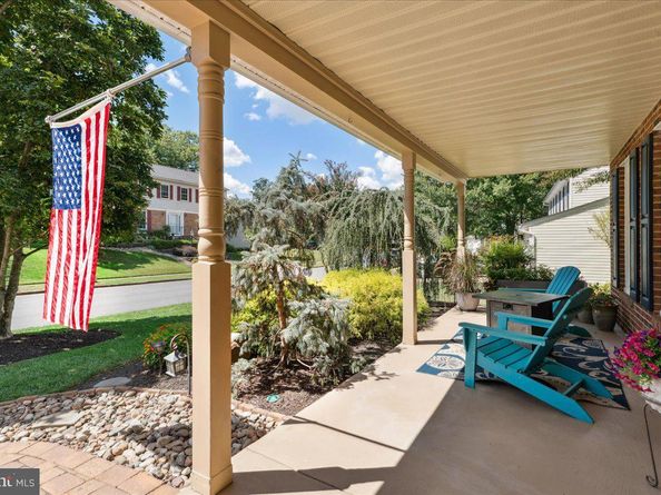 1377 Rock Chapel Road, Herndon VA 20170