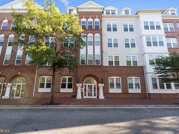 4950 Brenman Park Drive 411, Alexandria VA 22304