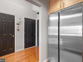 4950 Brenman Park Drive 411, Alexandria VA 22304