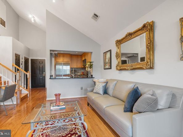 4950 Brenman Park Drive 411, Alexandria VA 22304