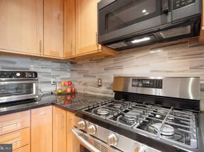 4950 Brenman Park Drive 411, Alexandria VA 22304