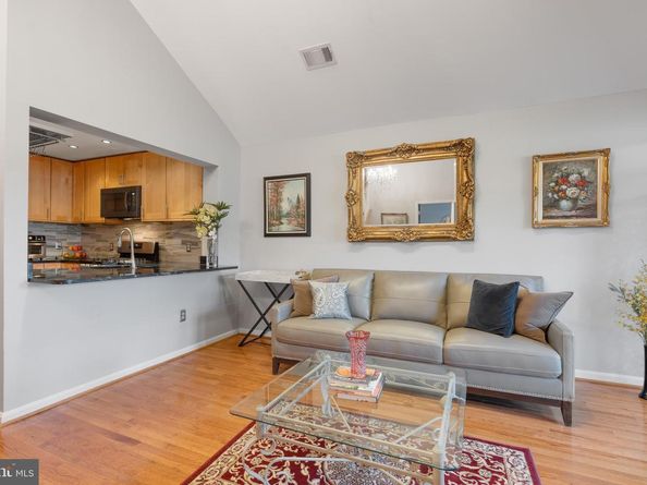 4950 Brenman Park Drive 411, Alexandria VA 22304