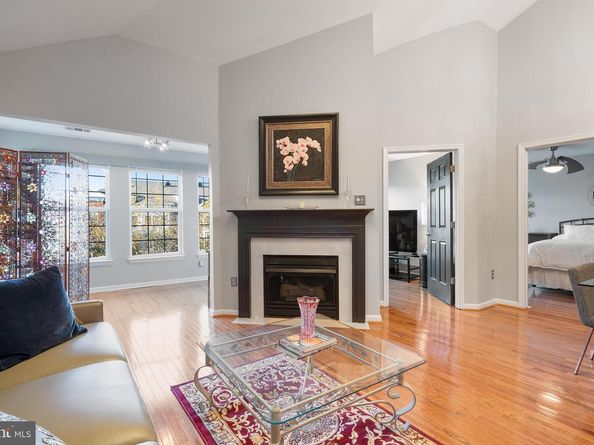 4950 Brenman Park Drive 411, Alexandria VA 22304