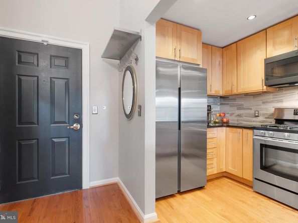 4950 Brenman Park Drive 411, Alexandria VA 22304