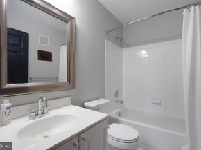 4950 Brenman Park Drive 411, Alexandria VA 22304