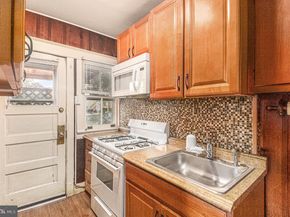 158 S Keswick Avenue, Glenside PA 19038