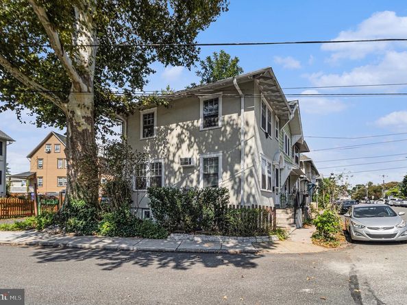 158 S Keswick Avenue, Glenside PA 19038