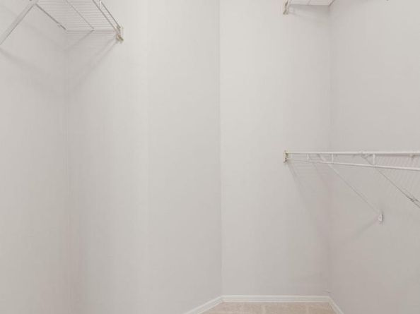 3309 Wyndham Circle 2186, Alexandria VA 22302