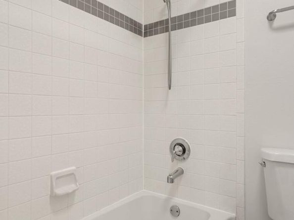 3309 Wyndham Circle 2186, Alexandria VA 22302