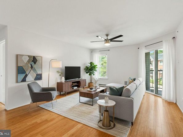 3309 Wyndham Circle 2186, Alexandria VA 22302