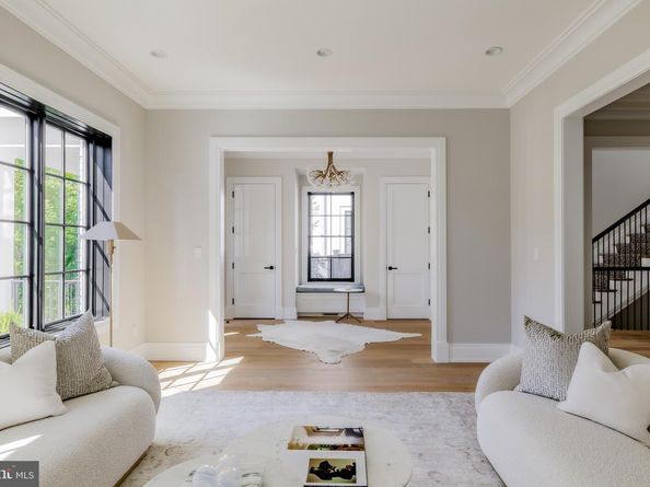 3117 38TH Street NW, Washington DC 20016