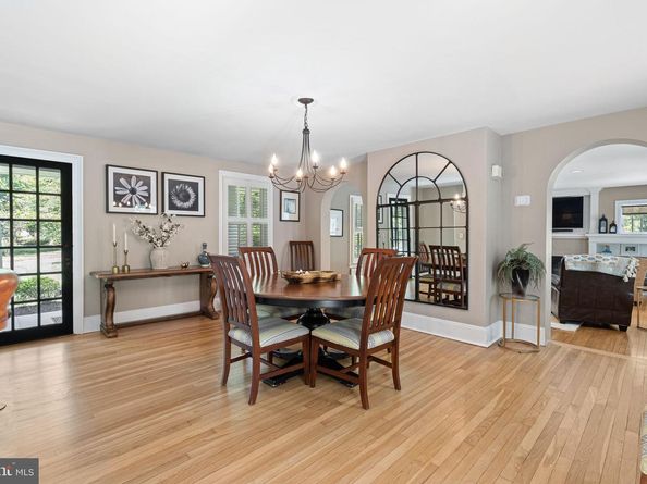 2116 N Crescent Boulevard, Yardley PA 19067
