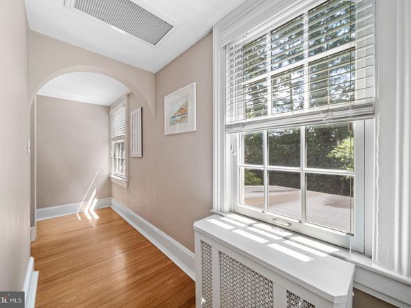 2116 N Crescent Boulevard, Yardley PA 19067