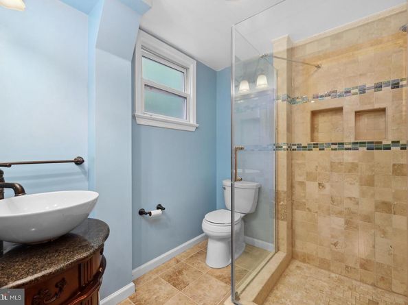 7030 Santa Maria Ct, Mclean VA 22101