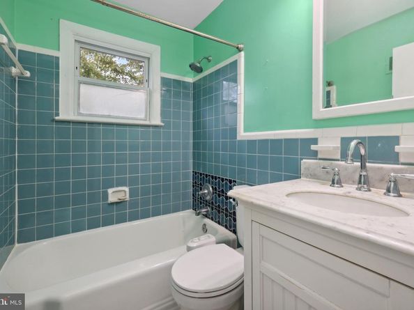 7030 Santa Maria Ct, Mclean VA 22101