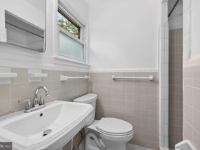 7030 Santa Maria Ct, Mclean VA 22101