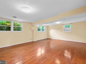 7030 Santa Maria Ct, Mclean VA 22101