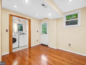 7030 Santa Maria Ct, Mclean VA 22101