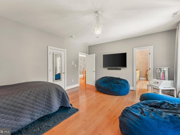 534 Holly Knoll, Richboro PA 18954
