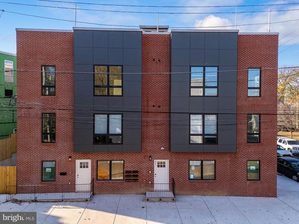 2400 W Montgomery Avenue, Philadelphia PA 19121
