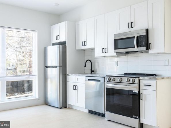 2400 W Montgomery Avenue, Philadelphia PA 19121
