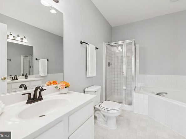 5332 Chieftain Circle, Alexandria VA 22312