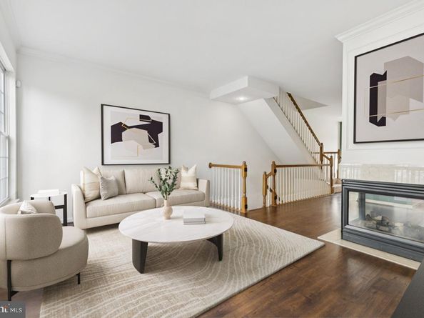 5332 Chieftain Circle, Alexandria VA 22312