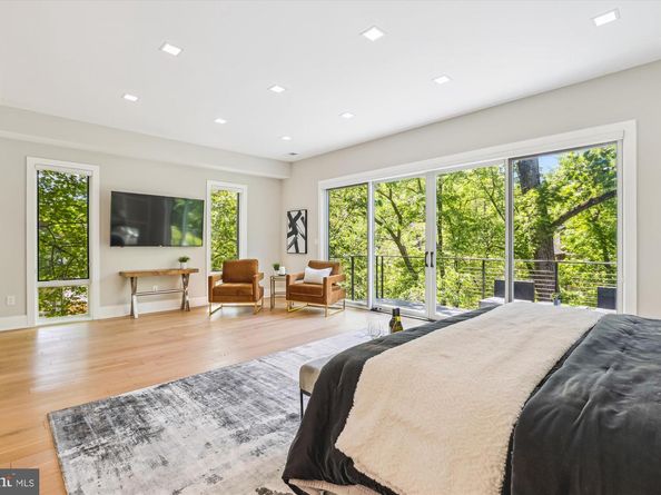 5706 Nevada Avenue NW, Washington DC 20015
