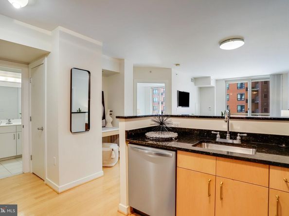 1000 New Jersey Avenue SE 828, Washington DC 20003