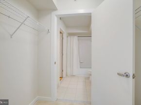 1000 New Jersey Avenue SE 828, Washington DC 20003