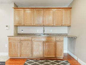 207 Moore Street, Philadelphia PA 19148