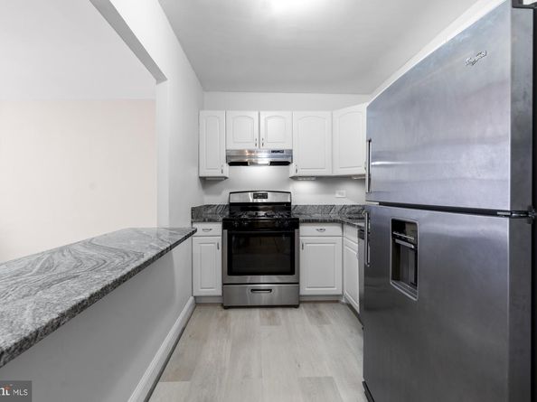 1260 21st Street NW 605, Washington DC 20036
