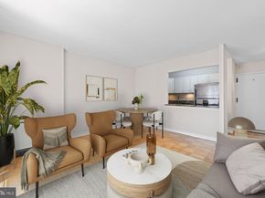 1260 21st Street NW 605, Washington DC 20036