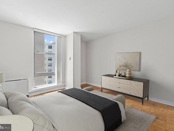 1260 21st Street NW 605, Washington DC 20036