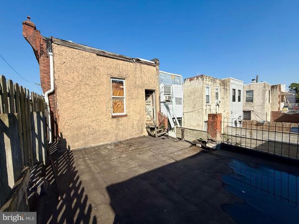 1825 S 21st Street, Philadelphia PA 19145