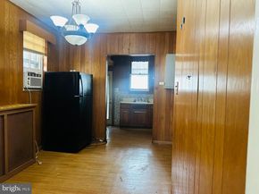 520 W Duncannon Avenue, Philadelphia PA 19120
