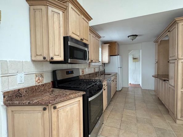844 Mason Avenue, Drexel Hill PA 19026