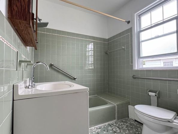 844 Mason Avenue, Drexel Hill PA 19026