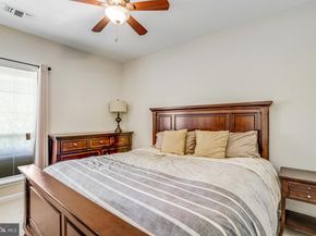 4561 Strutfield Lane 3414, Alexandria VA 22311