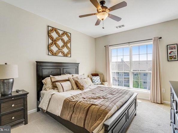 4561 Strutfield Lane 3414, Alexandria VA 22311