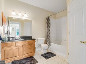 4561 Strutfield Lane 3414, Alexandria VA 22311