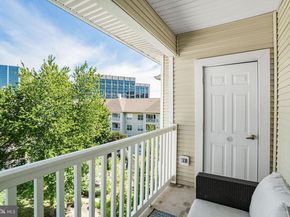 4561 Strutfield Lane 3414, Alexandria VA 22311