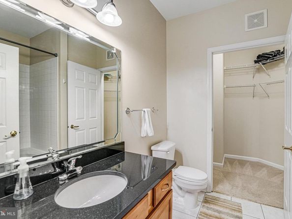 4561 Strutfield Lane 3414, Alexandria VA 22311