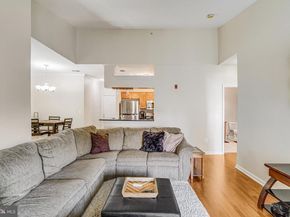 4561 Strutfield Lane 3414, Alexandria VA 22311