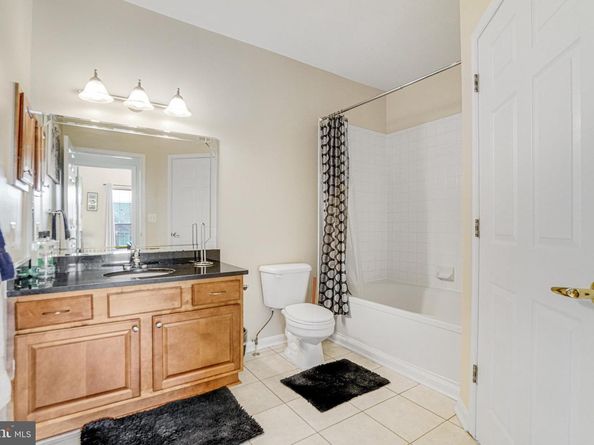 4561 Strutfield Lane 3414, Alexandria VA 22311