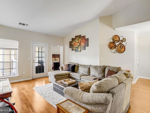 4561 Strutfield Lane 3414, Alexandria VA 22311