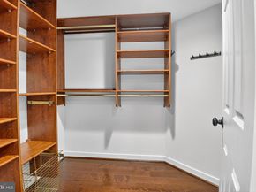1099 22nd Street NW 304, Washington DC 20037