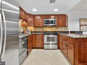 1099 22nd Street NW 304, Washington DC 20037