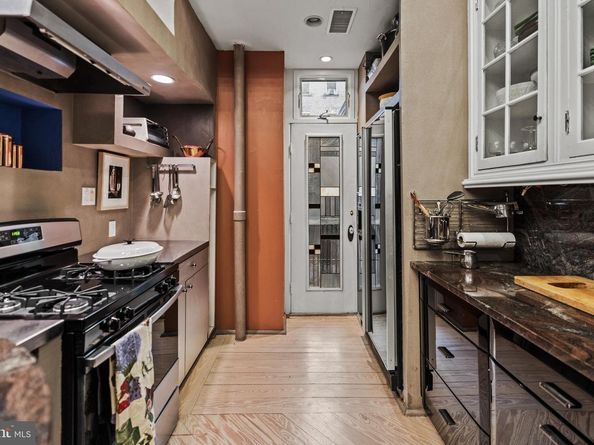 2022 Columbia Road NW 102, Washington DC 20009