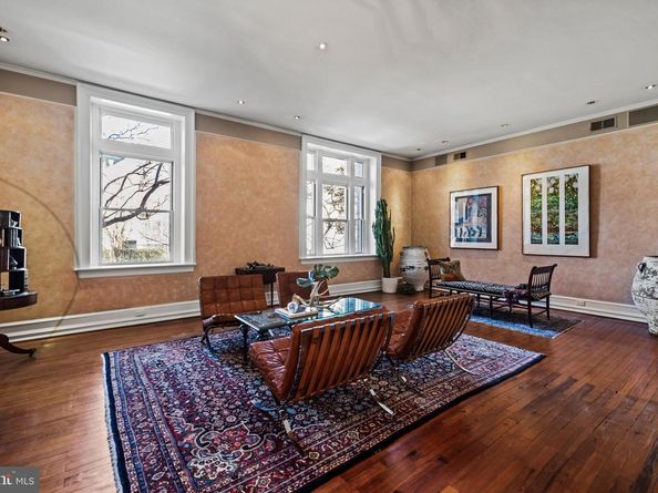 2022 Columbia Road NW 102, Washington DC 20009